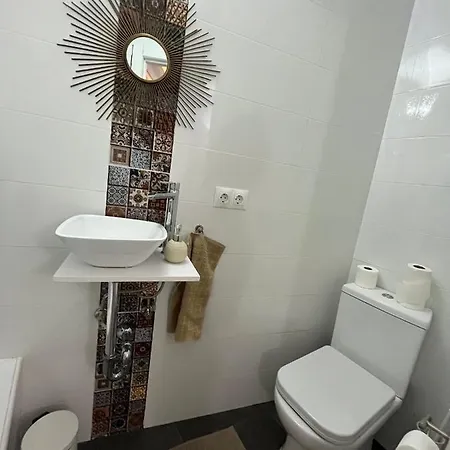 Two Bedroom With Fantastic Sea View Apartment *